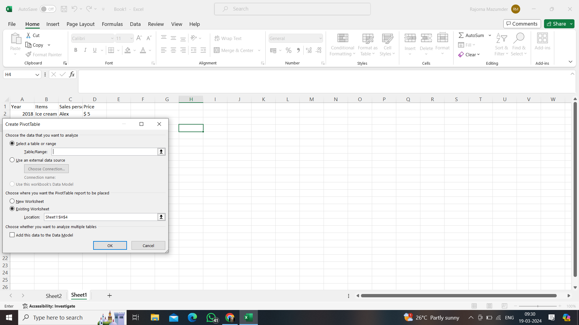 Dialogue box for pivot table insertion